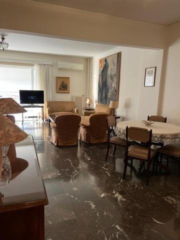Spacious And Sunny Appartment In Cholargos Athene Buitenkant foto